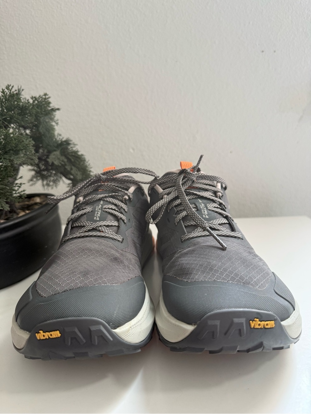 Altra lone peak 9 Men size 10 Gray Trail Running Shoes with Orange Accents - Picture 2 of 10